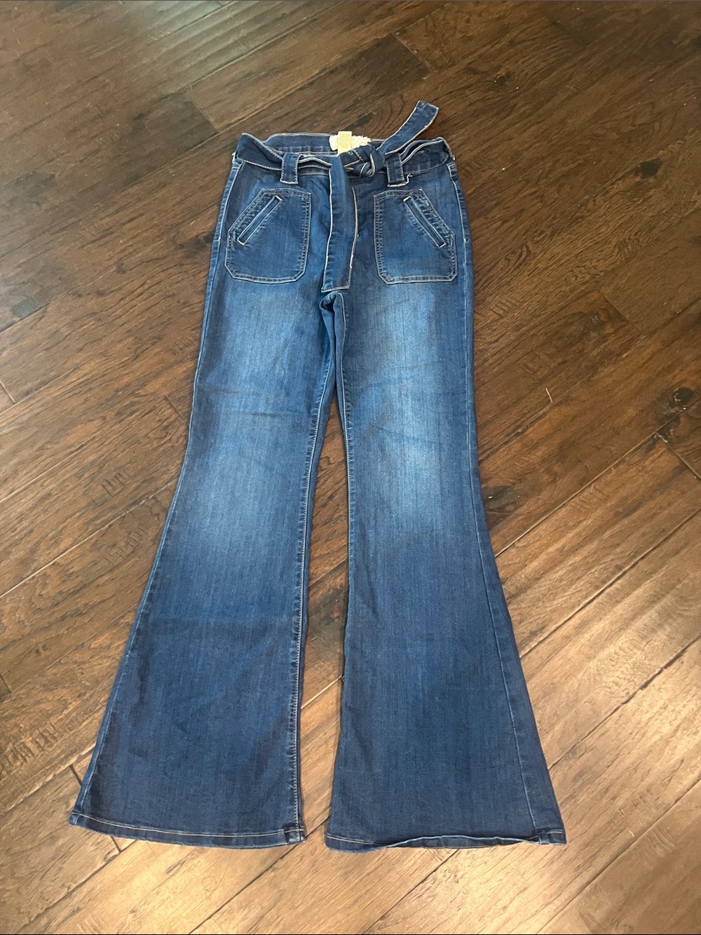 Altar’d State High-Rise Blue Flare Jeans with Removable Belt 30/11